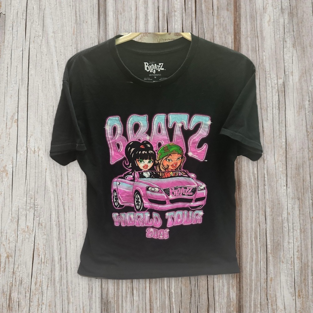 Bratz Black Graphic Tee - Short Sleeve size M 2001 vintage